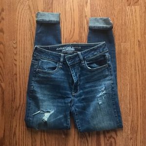 American Eagle Distressed Skinny Jeans/Jeggings
